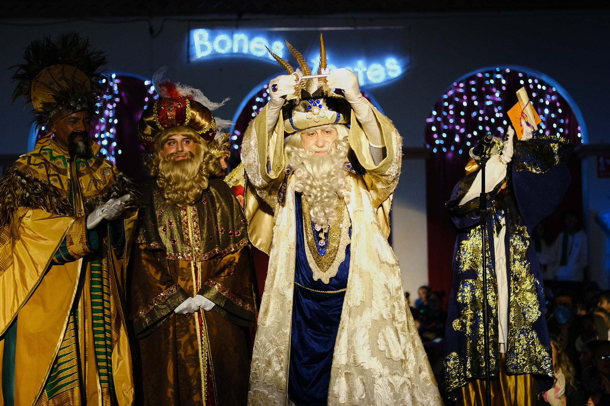 Fotografia de la Cavalcada de Ses Majestats els Reis d'Orient a Olesa el 2024