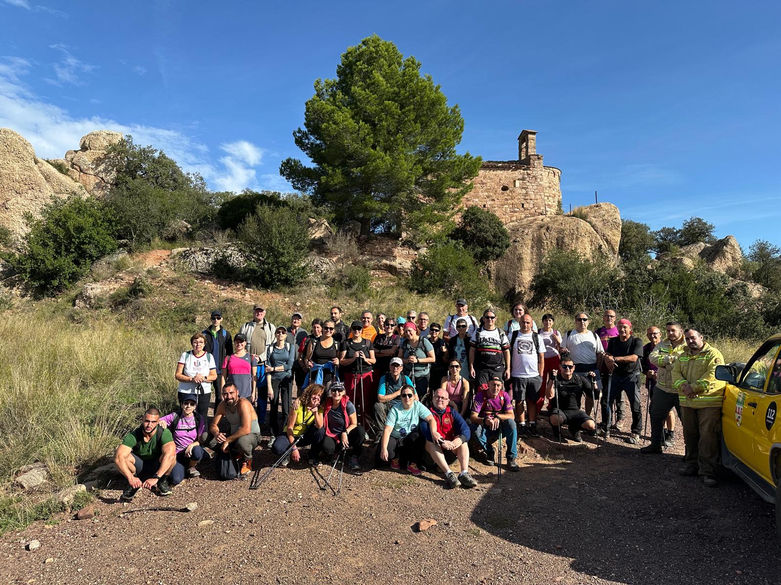 Participants a una de les sortides guiades organitzades pel Departament d'Espai Públic el 2024